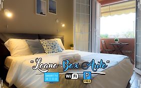 Balcony And Garage - Beaches 5Min Away - Smart Tv